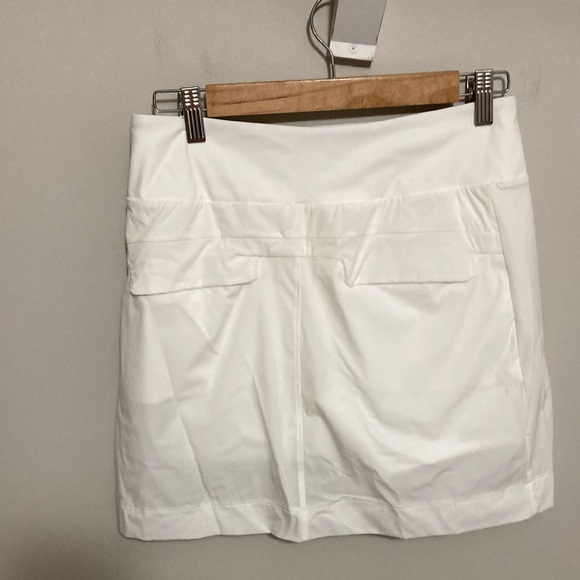 MEIVSO Women's White Lightweight Athletic Skirt with Built-in Shorts, Size Small - Picture 6 of 9